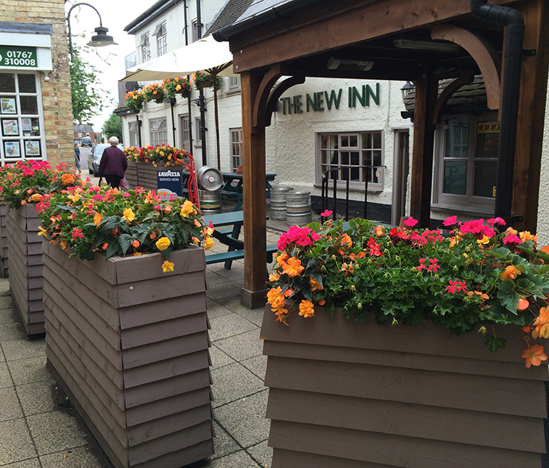 Hanging Basket Service London UK